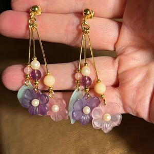 Vintage Avon frosted lucite pierced earrings.